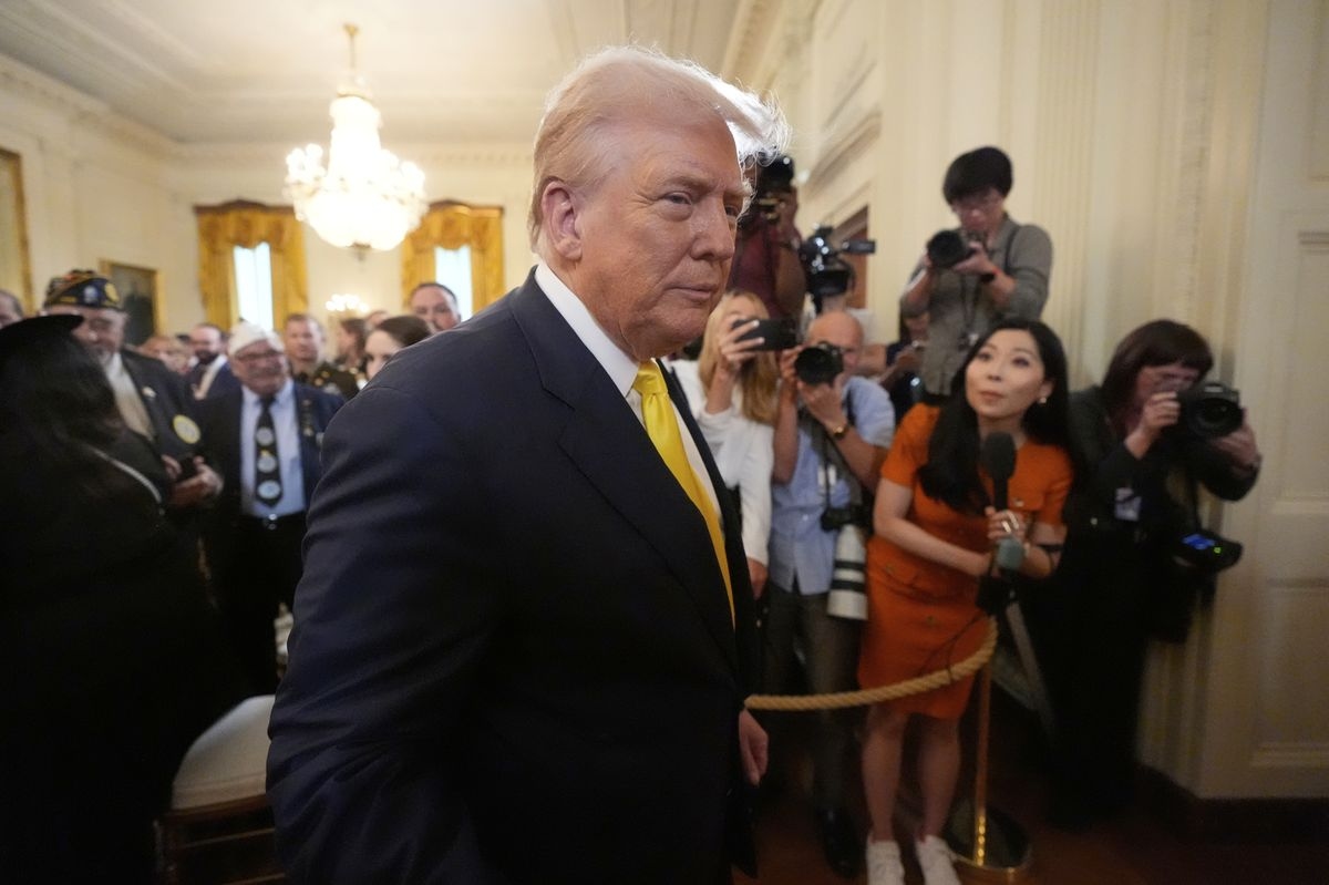 Trump Orders Increased Federal Law Enforcement Presence in Washington to ‘Make DC Safe Again'