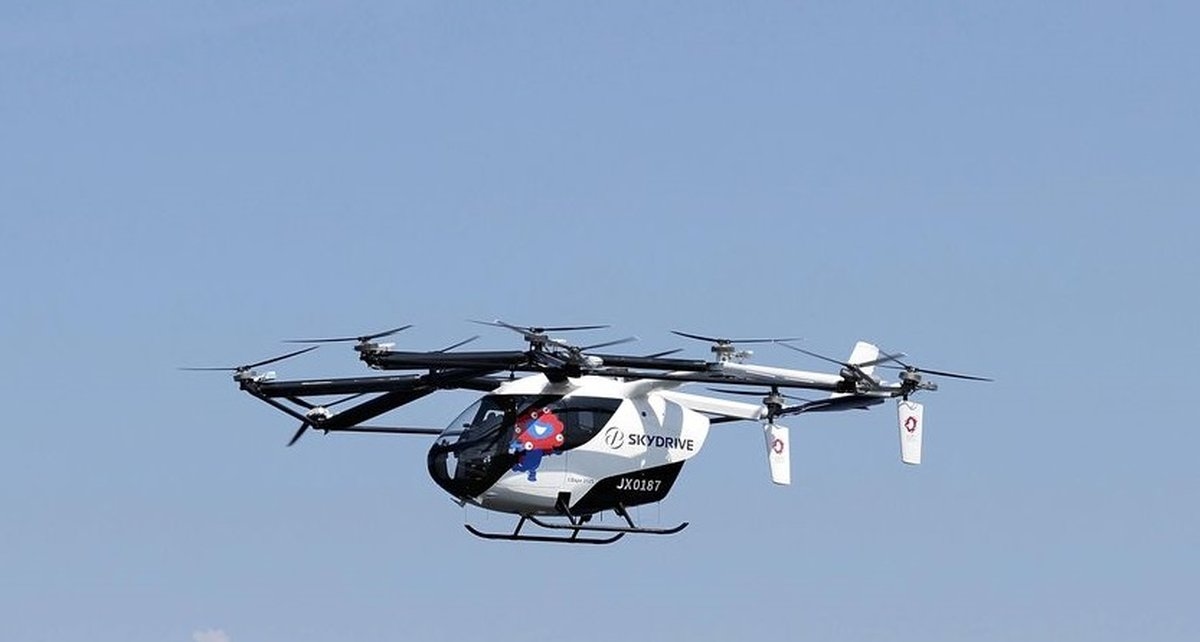 Flying Car Floats Out of Expo Venue, Soaring 15 Meters and Over the Sea, Aichi Pref. Start-Up Provides Demonstration to Press