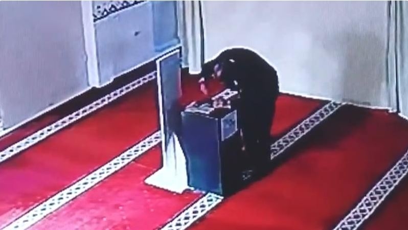 الأردن.. البحث عن "حرامي" المساجد..ماذا سرق؟