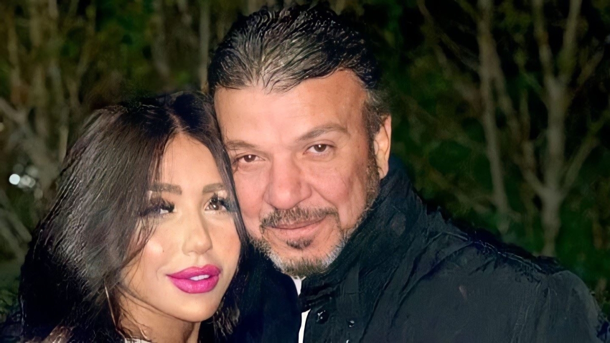 أحمد سلامة يدافع عن ابنته سارة بسبب إطلالاتها