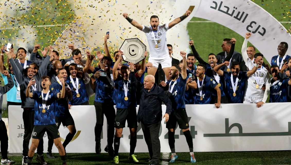 السلط يحدد الأولويات.. المنصات والكؤوس هدف الموسم المقبل