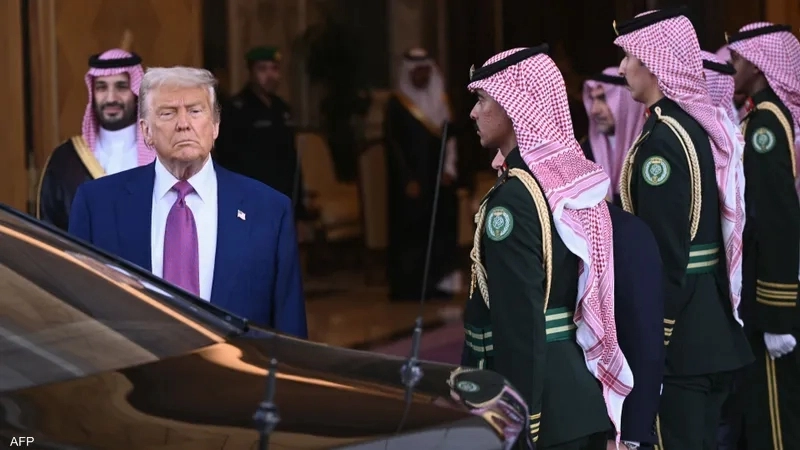 ترامب مختتما جولته الخليجية بصفقات بمليارات الدولارات
