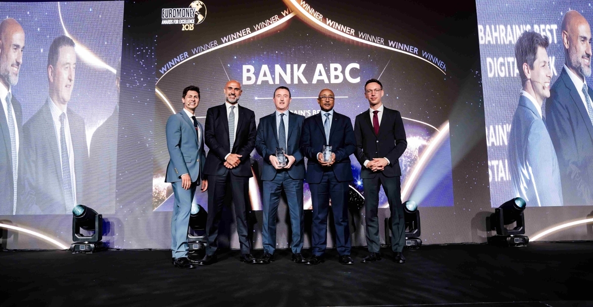 بنك ABC يحصد جائزتي "أفضل بنك رقمي" و "أفضل بنك للتمويل المستدام" في البحرين