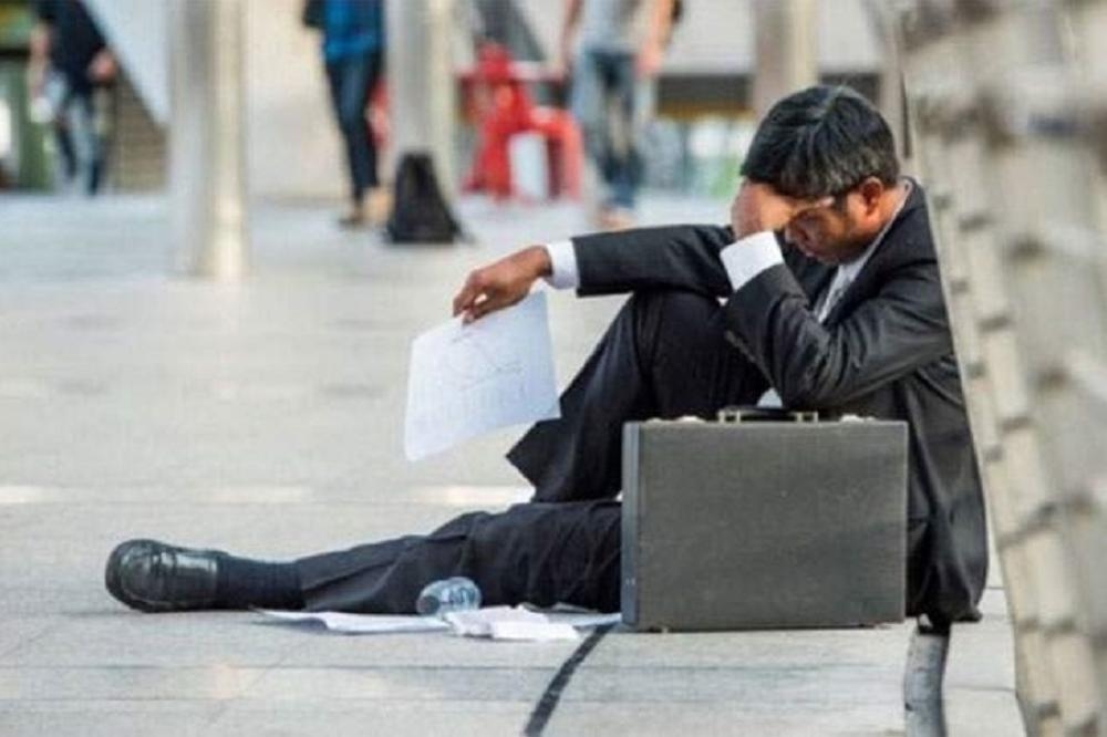 قروض للشباب العاطلين عن العمل