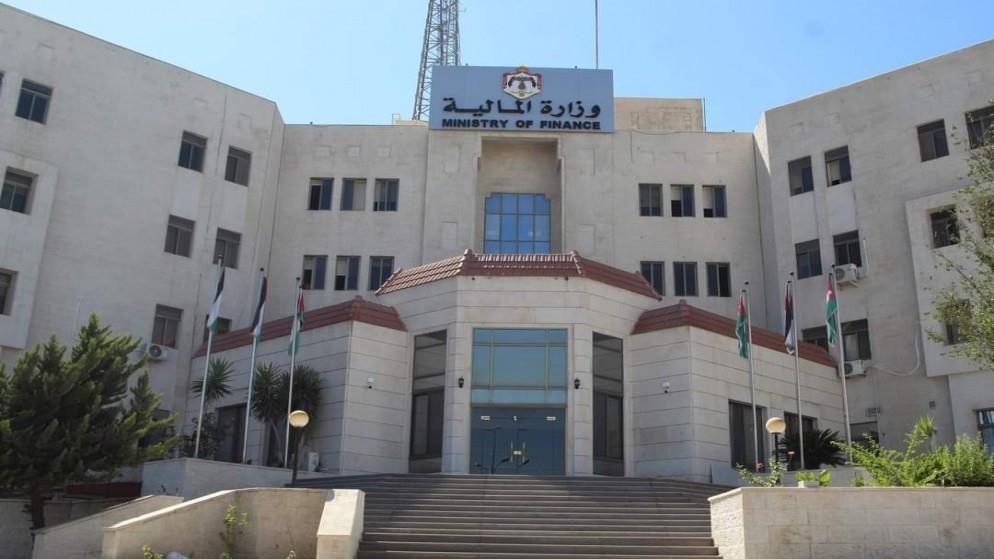 أسئلة إلى وزير المالية من النائب عطية