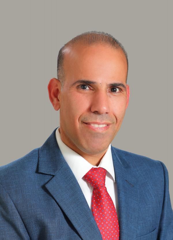 من يملك القرار ؟!