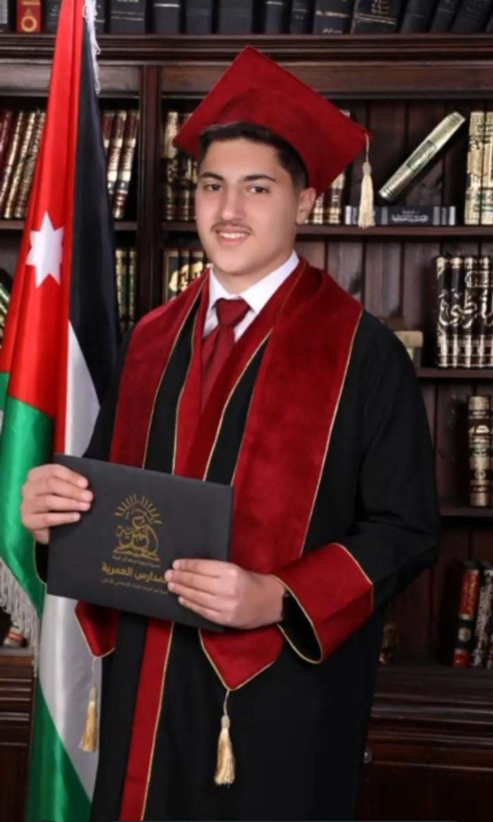 أحمد الزاغة يبارك نجاح نجل شقيقه بالتوجيهي