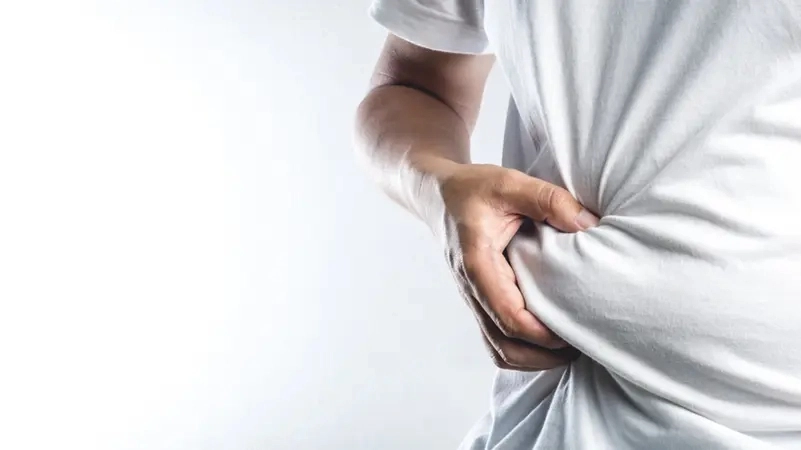 10 مشروبات صحية تقلل دهون البطن.. إليك السر