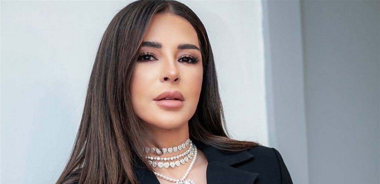كانت بعمر الـ 18.. صورة قديمة لماغي بو غصن تنتشر هل تغيرت كثيراً؟