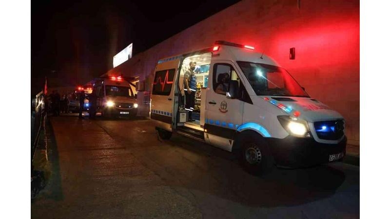 وفاة طفلة وإصابة 3 آخرين بحادث سير على طريق جابر