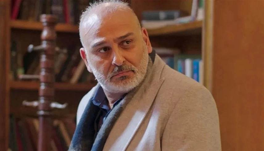 "أين التكبّر أو العجرفة".. جمال سليمان يرد على اتهامه بالإساءة لسيدة
