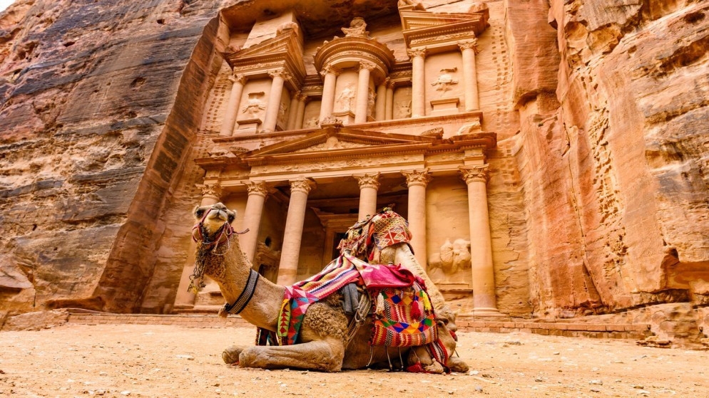 الأجانب يستحوذون على الحصة الكبرى من الزيارات لمدينة البترا منذ بداية العام الحالي