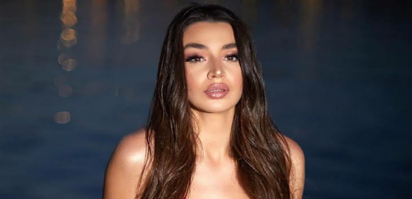 من أصل روسي.. هذه الراقصة الجميلة مُفاجأة تامر حسني في عمله الجديد