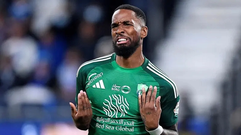 "تكنلوجيا".. جانب كوميدي غير معروف لتوني نجم أهلي جدة