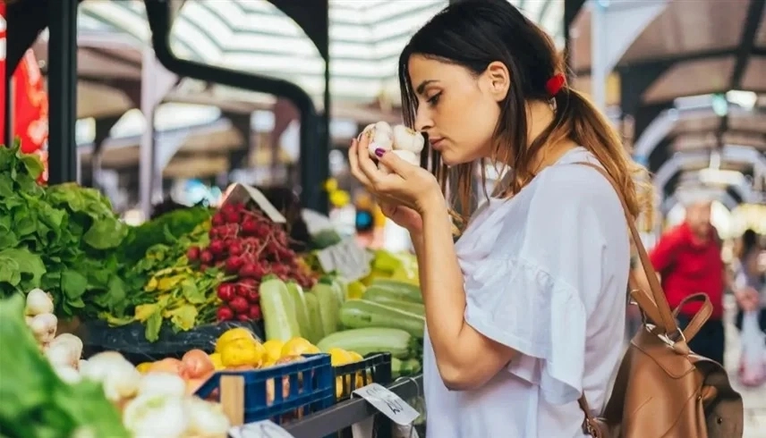 هل يساعد تدريب حاسة الشم على حماية الذاكرة؟