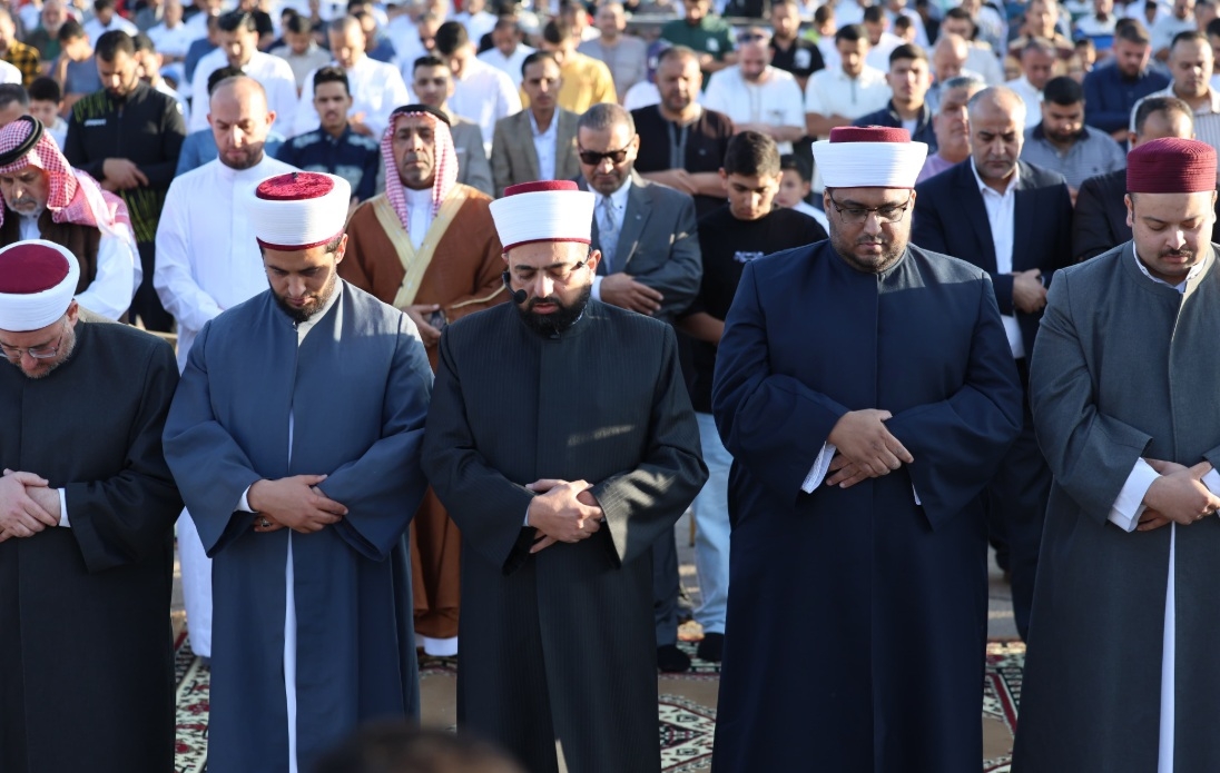 الأردنيون يؤدون صلاة عيد الأضحى في جميع المحافظات