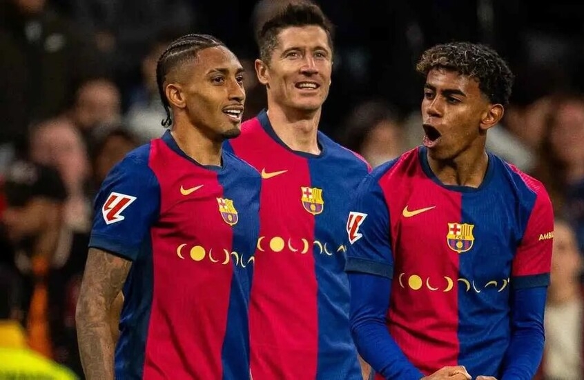 برشلونة يتلقى عرضا مغريا لخوض مباراة ودية في دولة عربية
