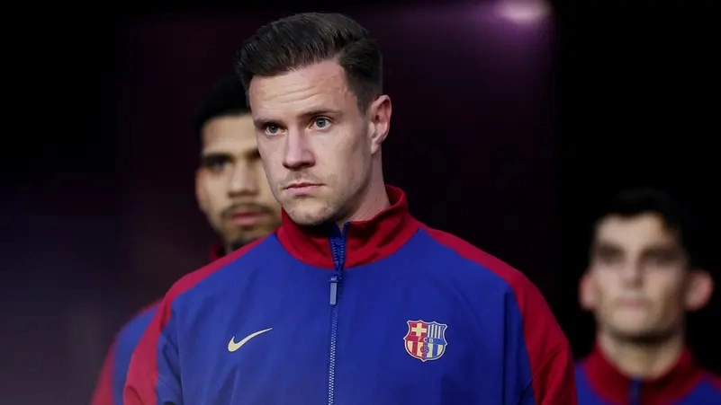 برشلونة يقترب من غارسيا ويطالب شتيغن بالرحيل