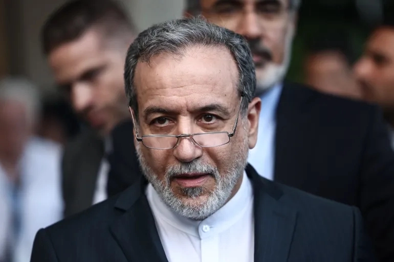عراقجي  : خيار التفاوض أو الحرب متروك للأميركيين