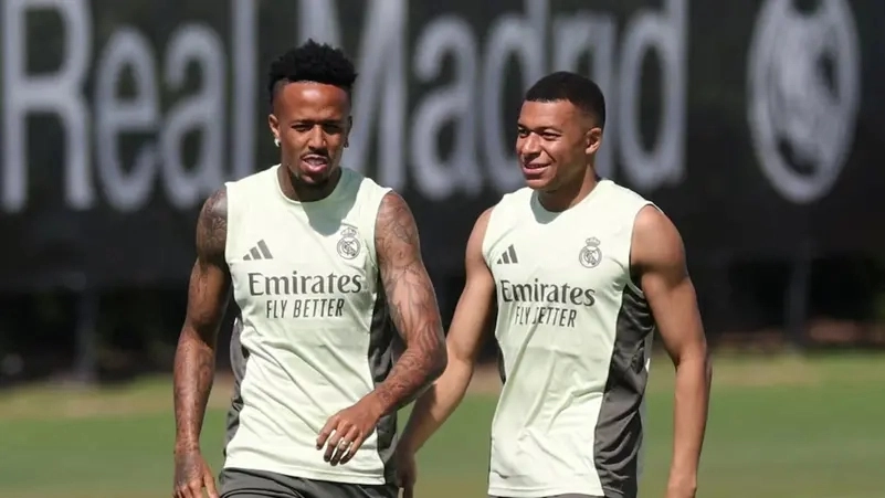 مبابي يغيب عن التدريبات مجدداً