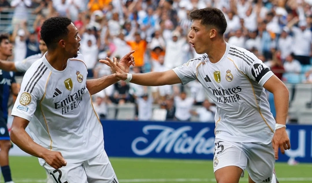 ريال مدريد يهزم باتشوكا ويحقق انتصاره الأول بقيادة ألونسو