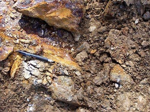 جدل واسع في الأردن بعد توقيع اتفاقية امتياز تعدين مع شركة حديثة التأسيس في وادي عربة  #عاجل