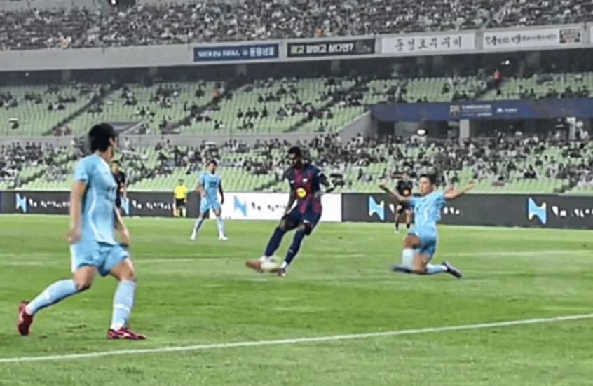 راشفورد يسجل أول أهدافه بقميص برشلونة (فيديو)