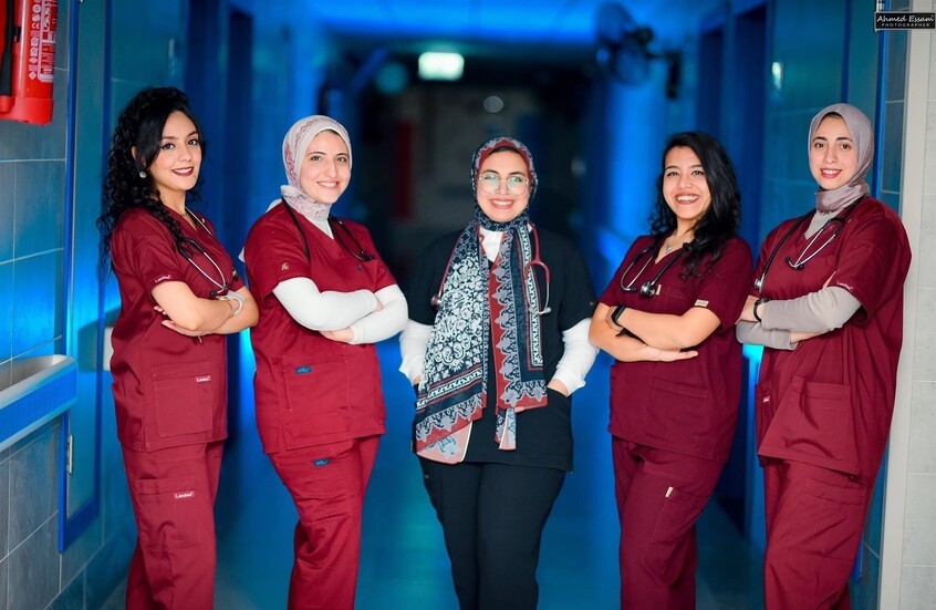 مصر.. استقالة 8 أطباء يسبب أزمة واجتماع للمسؤولين