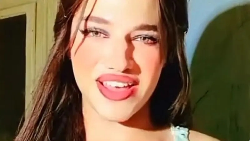 مفاجأة في مصر.. ضبط مقدمة محتوى خادش تبين أنها "ذكر"