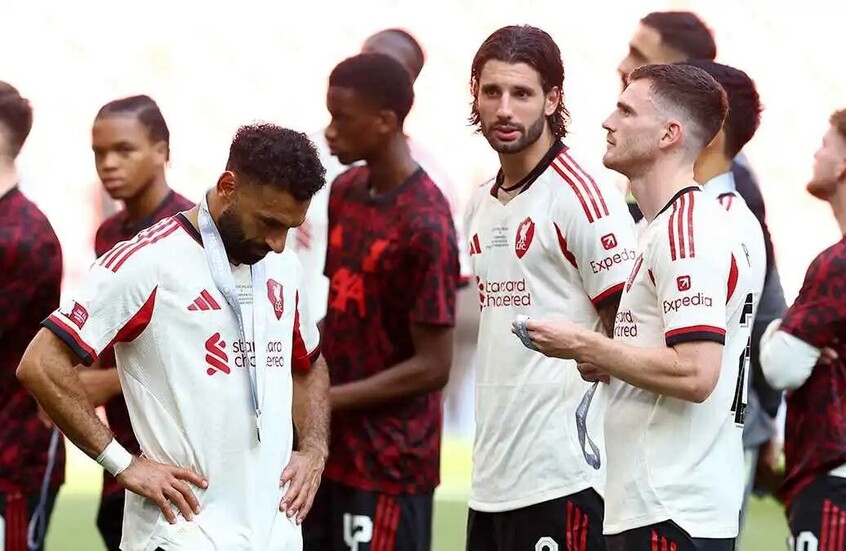 نجم الأهلي السابق يوجه ضربة قوية لمحمد صلاح