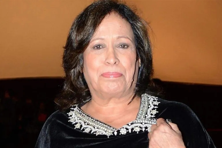 فنانون يتضامنون مع حياة الفهد في أزمتها الصحية برسائل مؤثرة