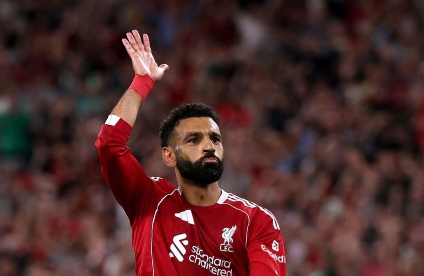 محمد صلاح يدخل في مشادة عنيفة مع لاعب بورنموث (صور)