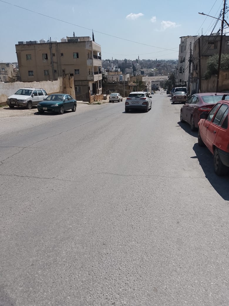 مطالبات بتحسين البنية التحتية في منطقة حنينا وبلدية إربد ترد