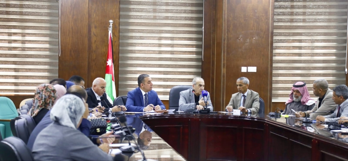 وزير الأشغال يلتقي مجلس محافظة البلقاء