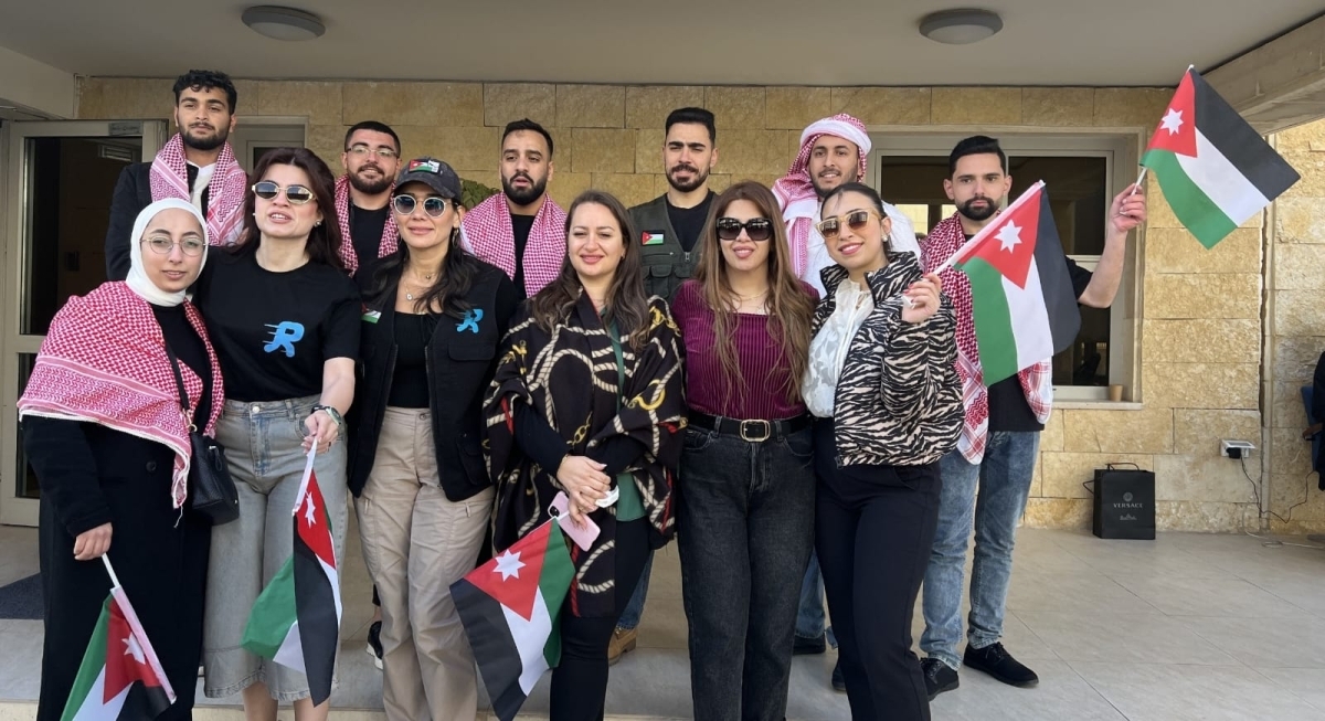 مجمع الملك الحسين للأعمال يحتفي بيوم العلم الأردني