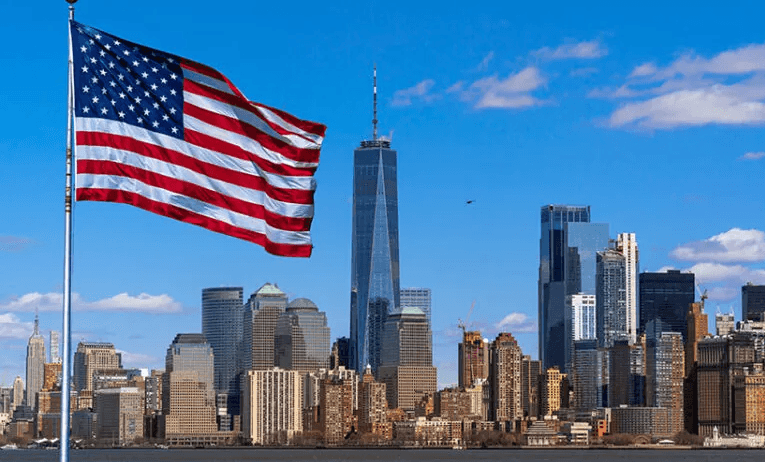 موديز تخفض التصنيف الائتماني للولايات المتحدة