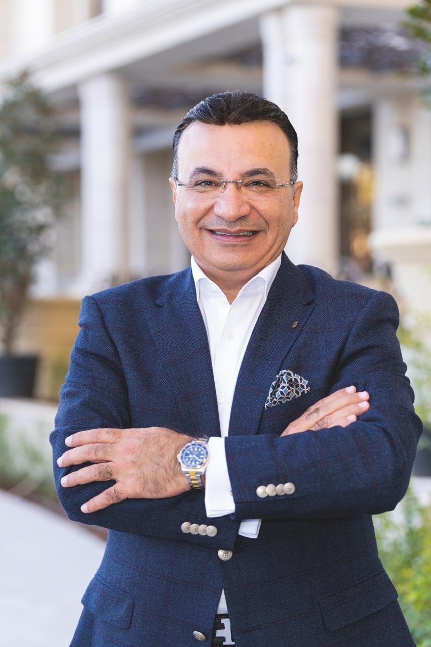 فندق الريتز-كارلتون عمّان يحتفي بأحدث تكريم ناله مديره العام طارق درباس في انعكاس لمسيرته المتميزة