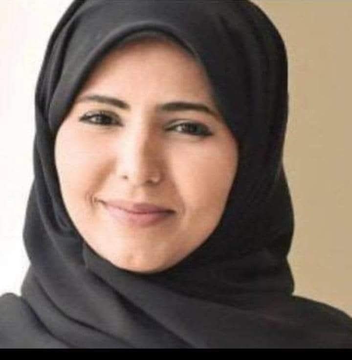 استاذة الأدب العربي في جامعة قطر الدكتورة حنان الفياض كتبت مشيدة بأصالة الاردنيين : كلهم نسخ مكررة من أعجوبة الطائي