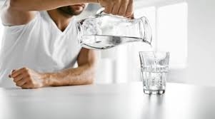 6 علامات تدل على عدم شرب كمية كافية من الماء