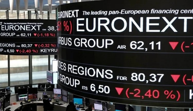أسهم أوروبا تسجل أعلى مستوى في 6 أسابيع بدعم من التفاؤل التجاري ونتائج الأرباح