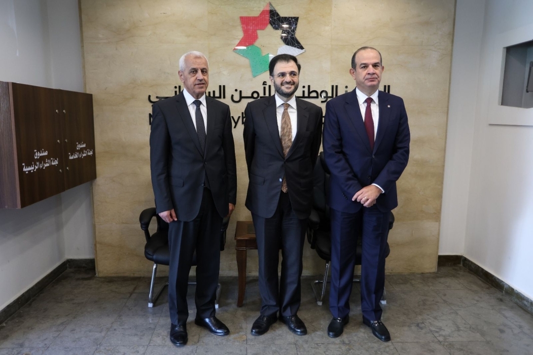 وفد سوري رسمي يبدأ زيارة إلى الأردن لبحث التعاون في مجالات الاتصالات والتحول الرقمي