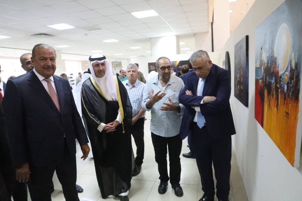 وزير الثقافة يفتتح معرض "سيمبوزيوم الرسم والحروفية"