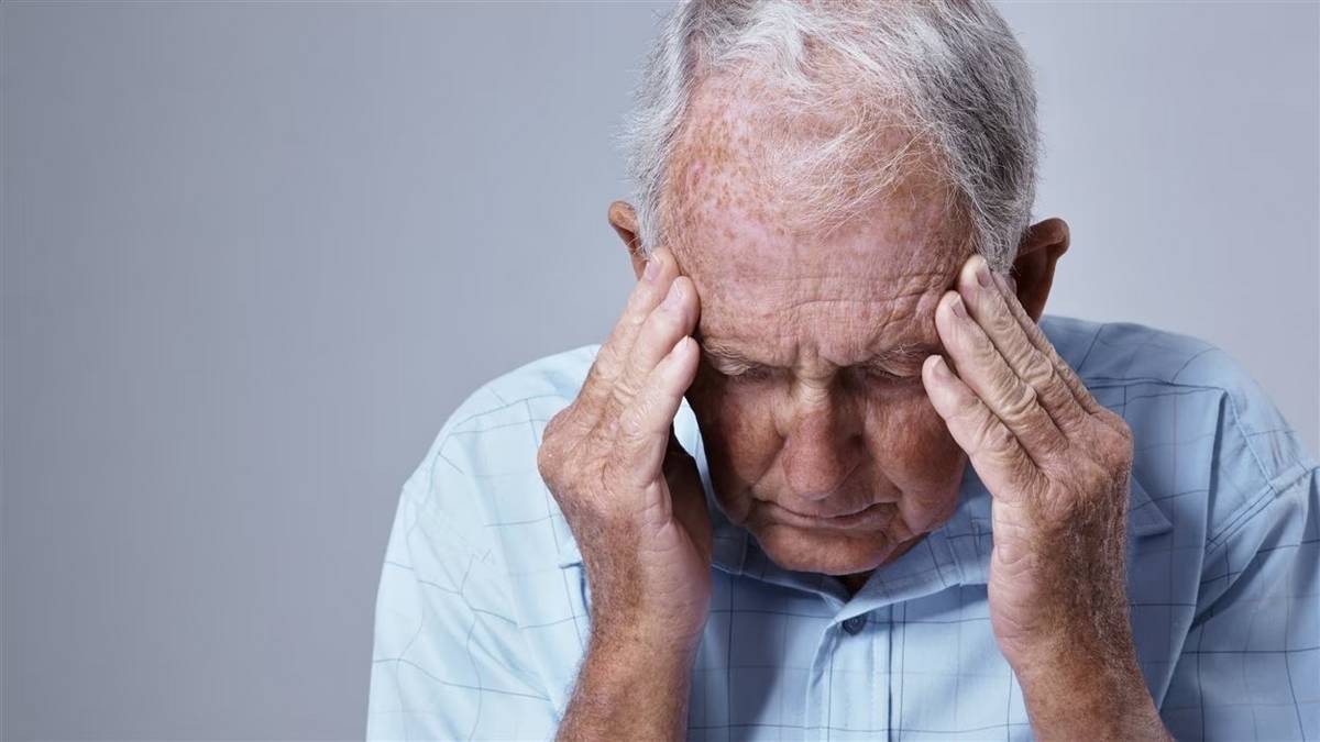 أول فحص دم لتشخيص الزهايمر: خطوة ثورية في مجال الصحة.