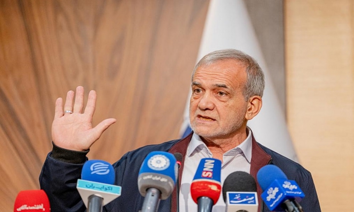 الرئيس الإيراني يشكك في استعداد واشنطن للتفاوض مع بلاده في ظل العقوبات.