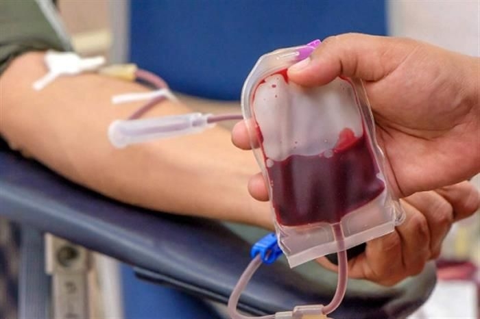 دراسة حديثة: التبرع المنتظم بالدم قد يحمل فوائد صحية تتجاوز إنقاذ حياة الآخرين.