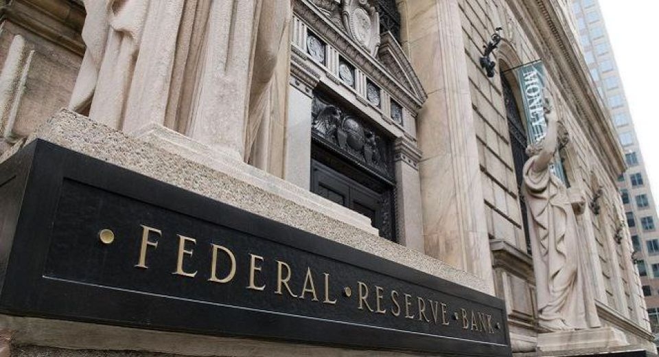 الاقتصاد الأمريكي على المحك.. ترامب يتراجع عن إقالة باول لكنه يصر على خفض الفائدة