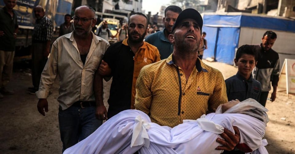 19 شهيداً وعشرات الإصابات في مجزرتين متتاليتين للاحتلال شرق غزة