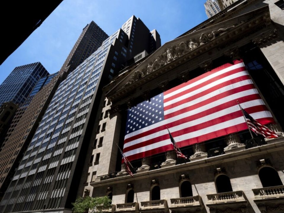 «موديز» تخفض التصنيف الائتماني للولايات المتحدة الأمريكية