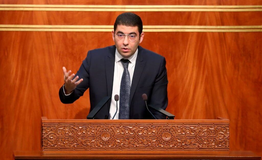 بنسعيد يواجه فوضى 'السوشال ميديا' و 'المؤثرين' بالقانون