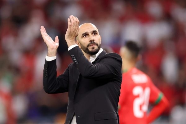 الركراكي: 'أنا أرسين لوبين كرة القدم'